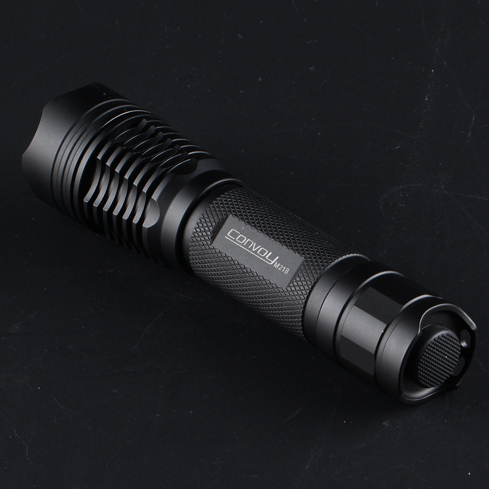 Latarka Convoy M21B z XHP70.3  – Outdoor Lighting Not Working recenzja i cena